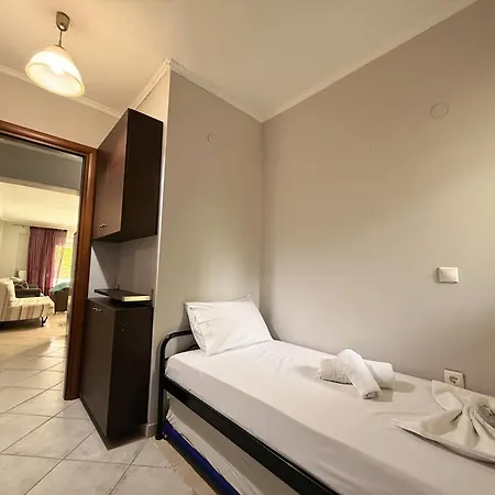 Apartament Zako With Garden, *