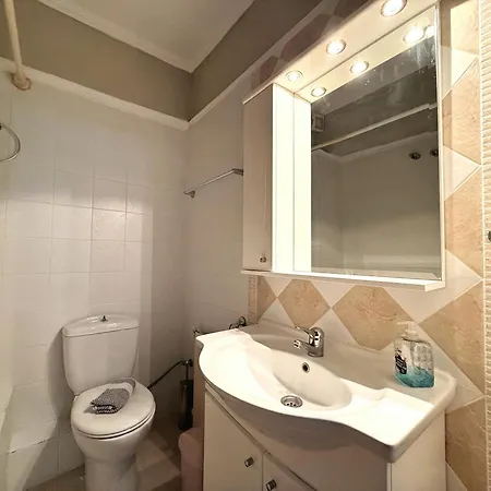 Zako With Garden, Apartament Mola Kalyva
